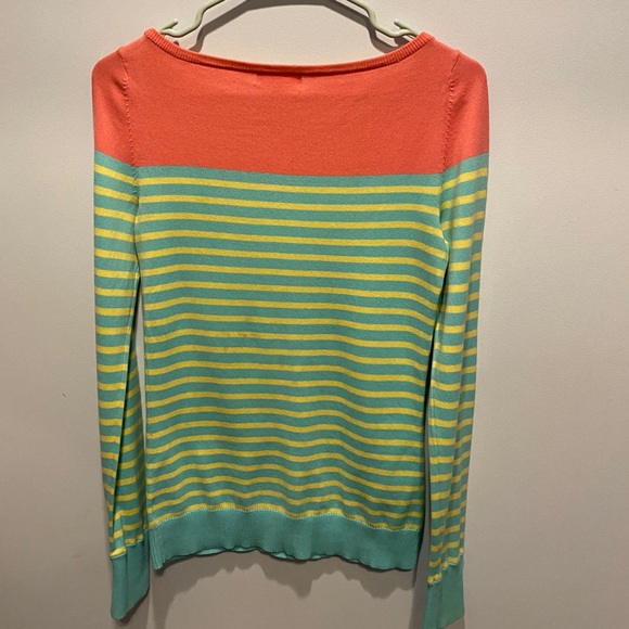 🌸Lily Pulitzer Sweater🌸 - Picture 3 of 5